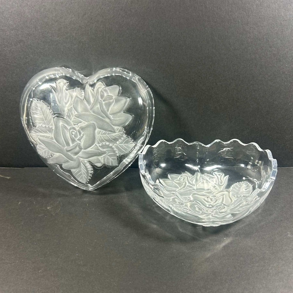 Mikasa Heart‎ Trinket Box Clear Frosted Rose Crystal Jewelry Dish Vintage 5in